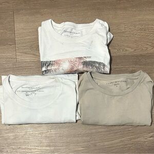 Nice tshirts banana republic